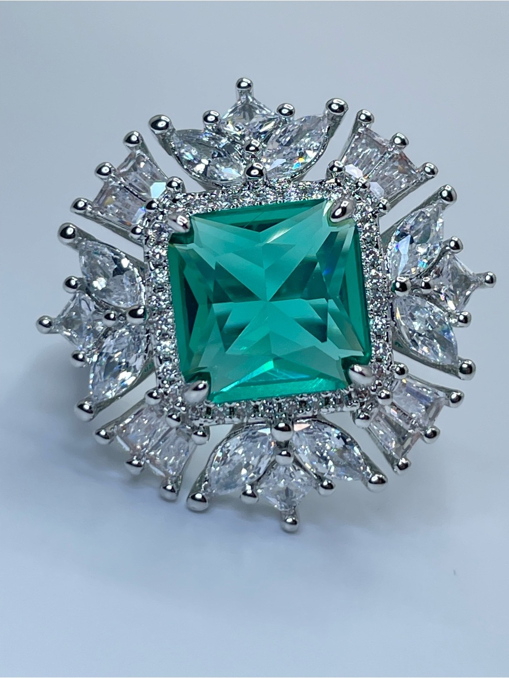Swarovski Crystals Elements Emerald Green Crystal Halo Art Deco Statement Ring